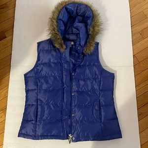 Talbots Puffer Vest with Detachable Fur Lined Hood Size M